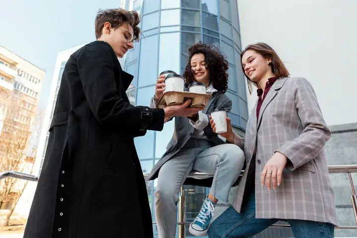 Healthcare professionals connecting at an Innovare HP community event